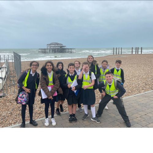 We carried out fieldwork in groups.